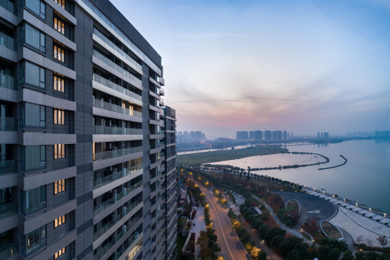 鉑悅犀湖（中國(guó)土木工程詹天佑獎(jiǎng)優(yōu)秀住宅小區(qū)金獎(jiǎng)，全國(guó)用戶(hù)滿(mǎn)意工程）